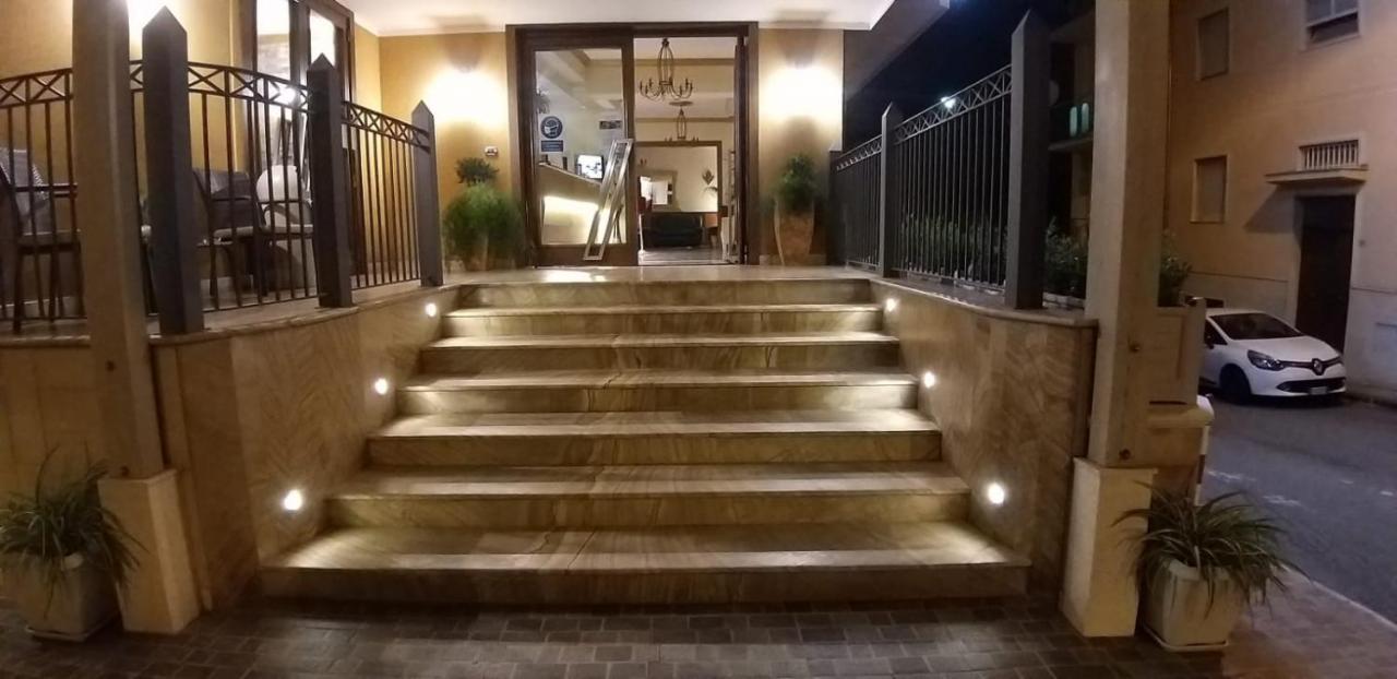 Hotel La Conca Villa San Giovanni Eksteriør bilde