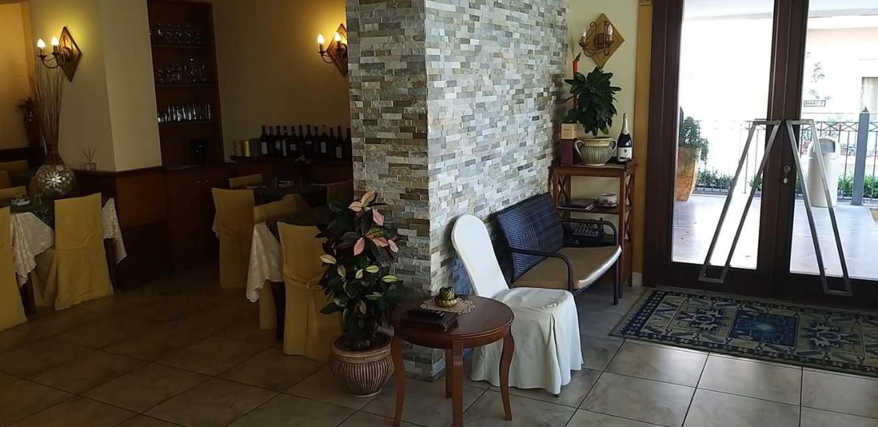 Hotel La Conca Villa San Giovanni Eksteriør bilde