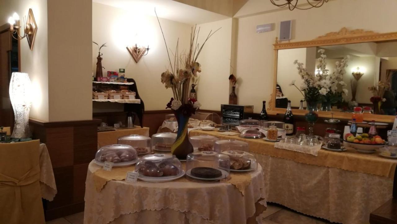Hotel La Conca Villa San Giovanni Eksteriør bilde